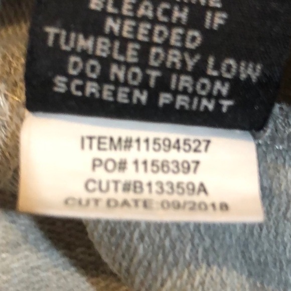 Torrid Grey Foil Sweatshirt 1X - Picture 9 of 9